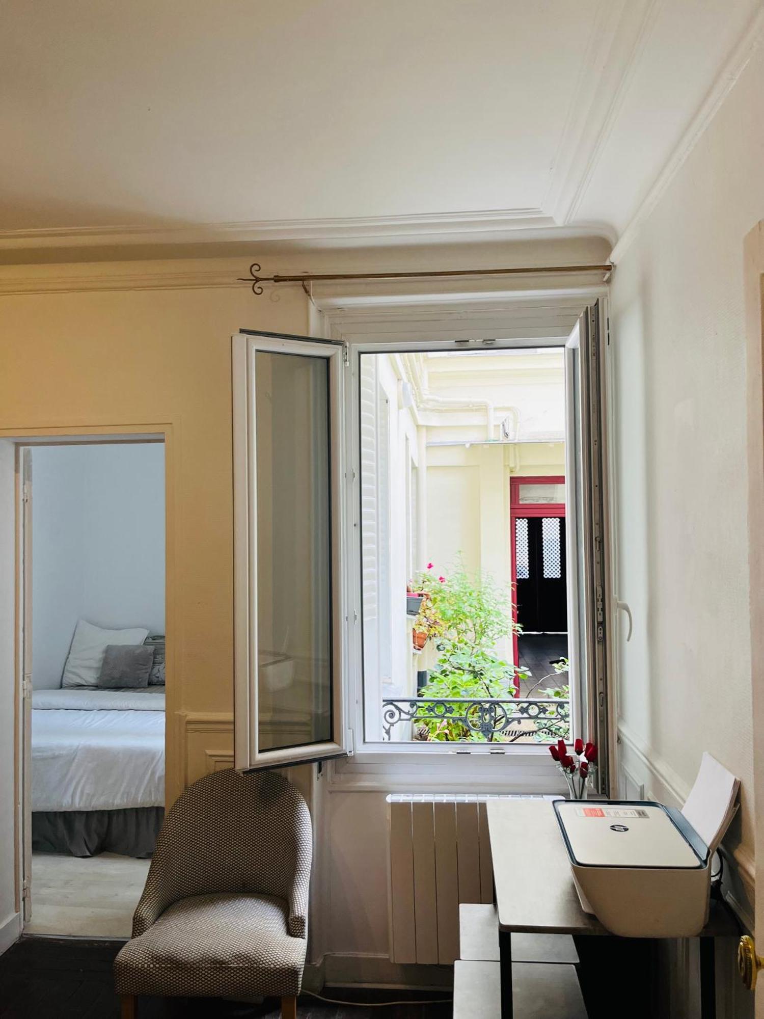 Apartment In Montmartre, Paris, Near Sacre-Coeur Read Host Profile For Booking Esterno foto