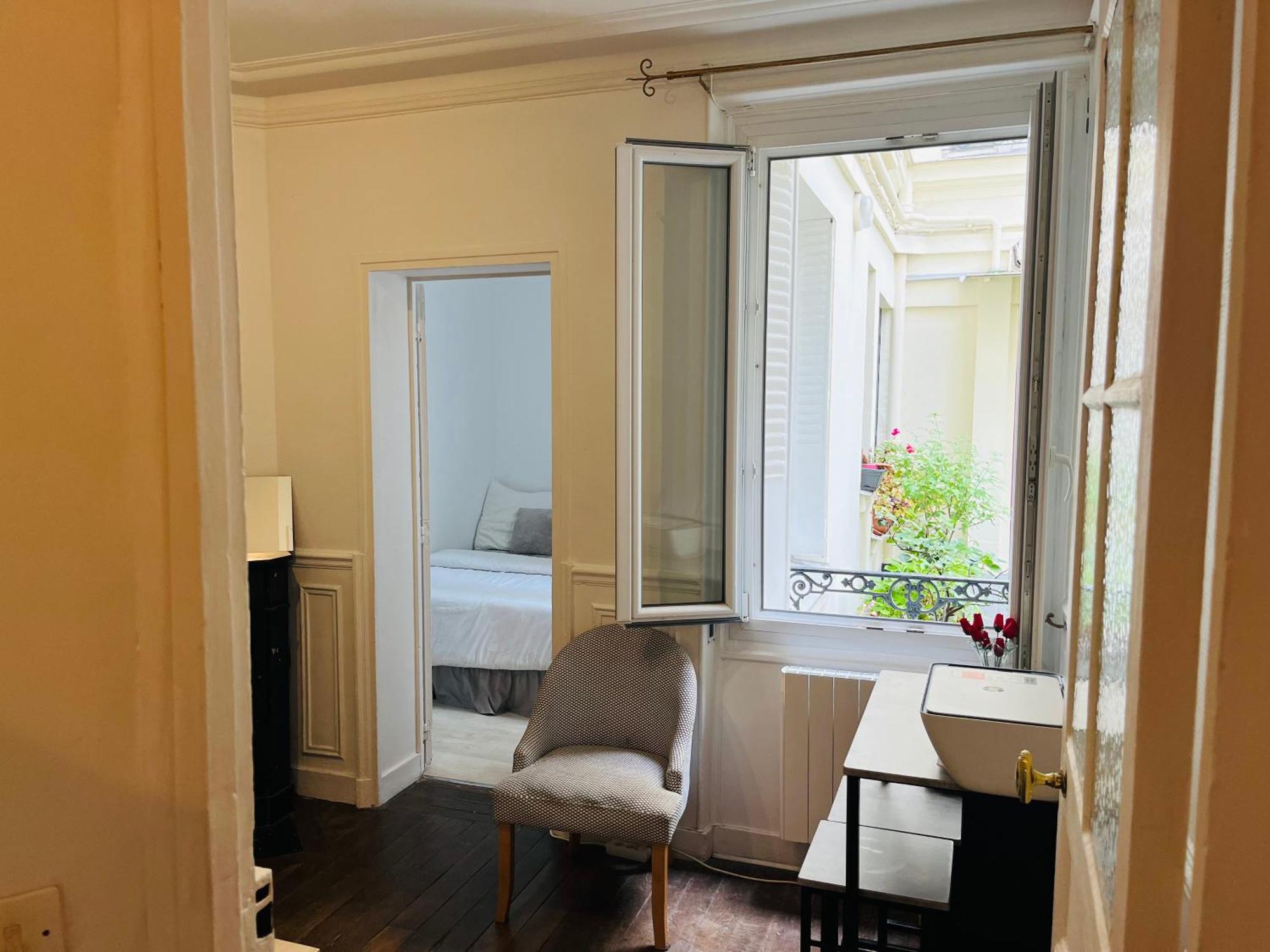 Apartment In Montmartre, Paris, Near Sacre-Coeur Read Host Profile For Booking Esterno foto
