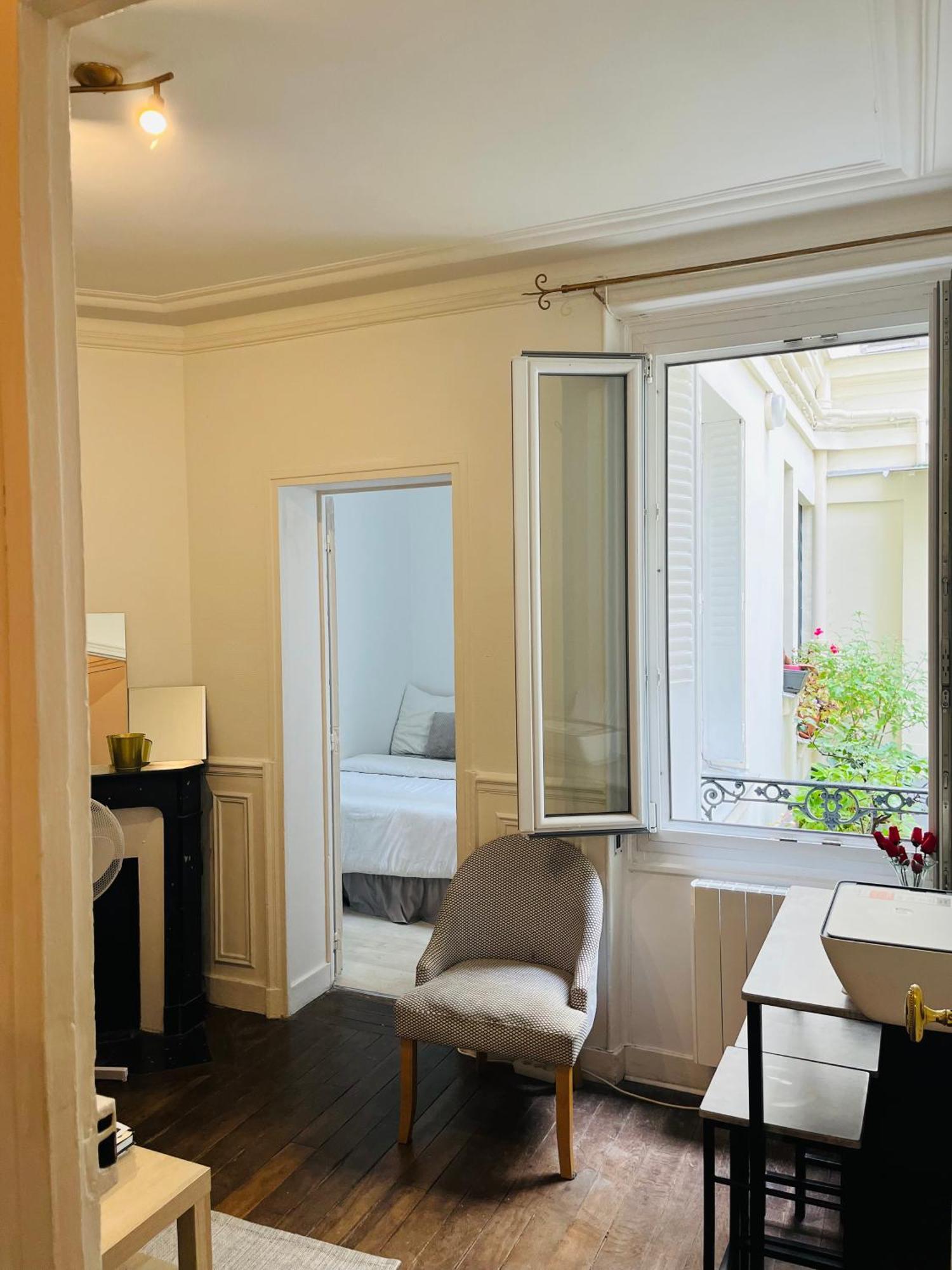Apartment In Montmartre, Paris, Near Sacre-Coeur Read Host Profile For Booking Esterno foto